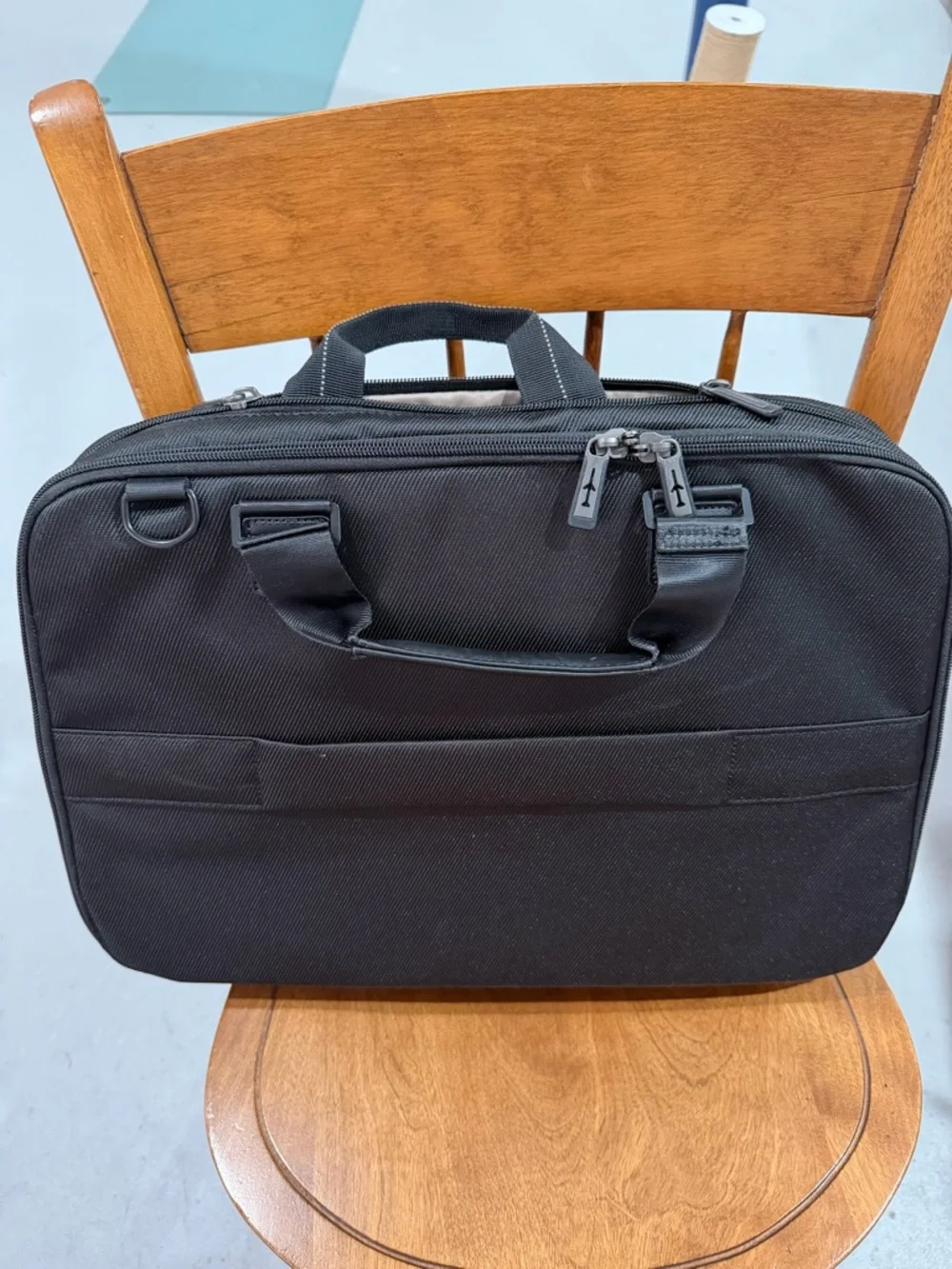 Targus Mobile Elite Black Travel Bag and Laptop Briefcase